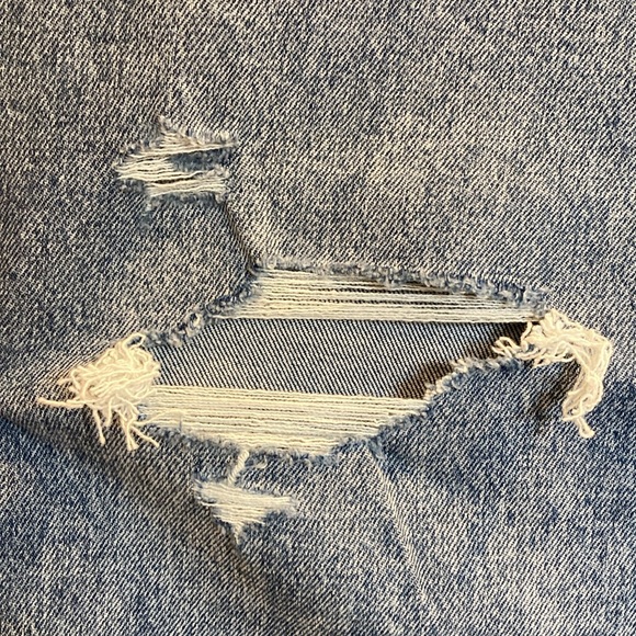 GAP ‘90s Loose Mid Rise Jeans - Picture 6 of 16